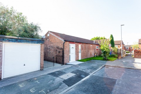 View Full Details for Calbourne Crescent,  Manchester, M12