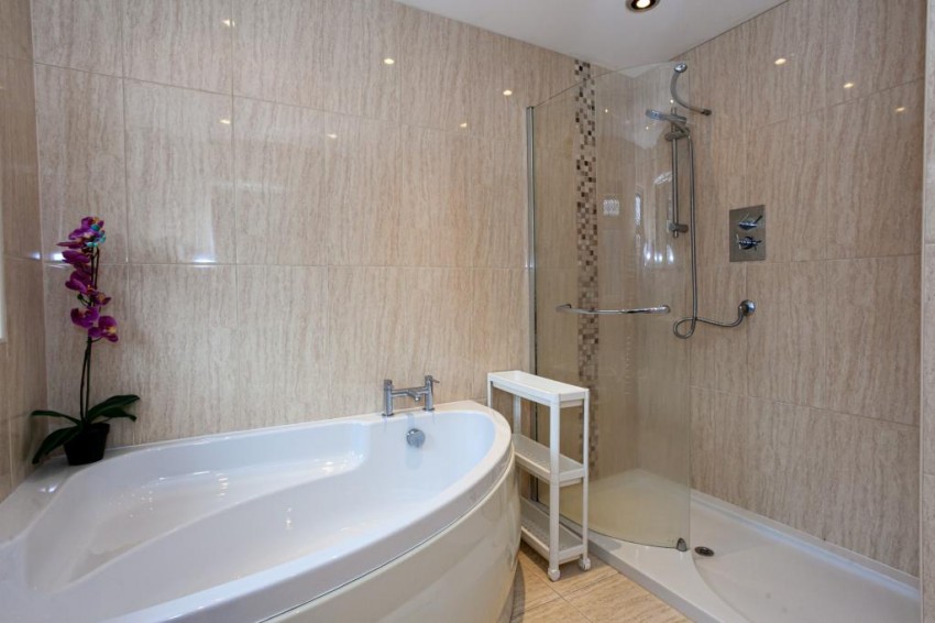 Images for Carnoustie Drive, Heald Green, Cheadle, SK8