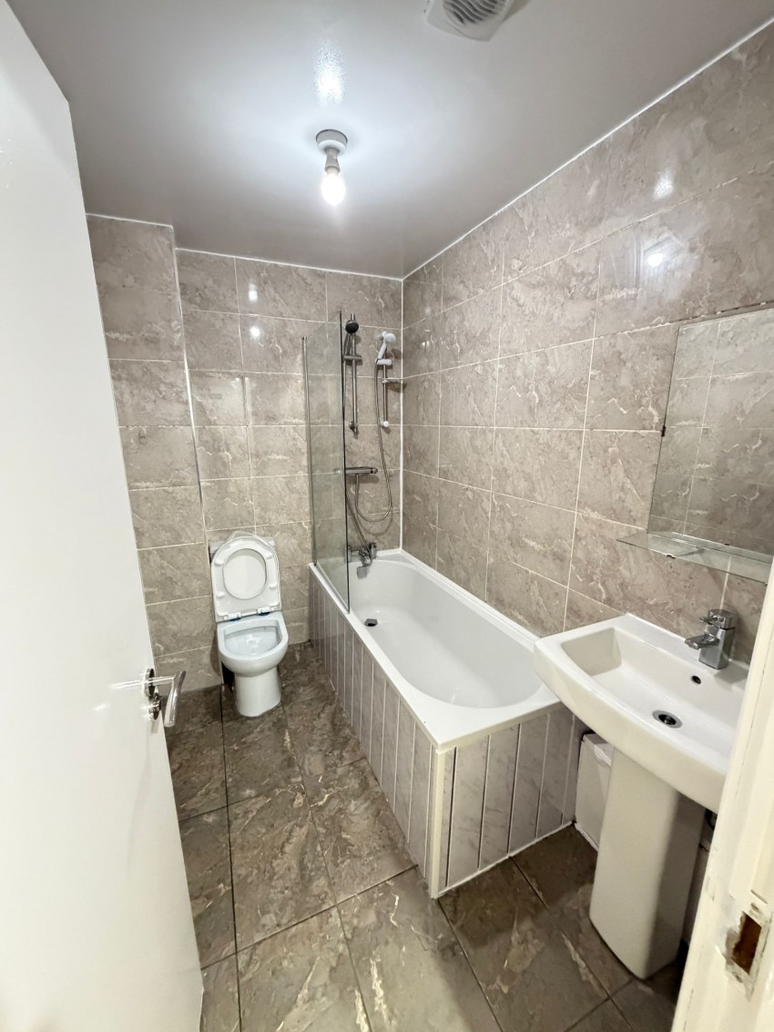 Images for 861b Stockport Road,  Manchester, M19